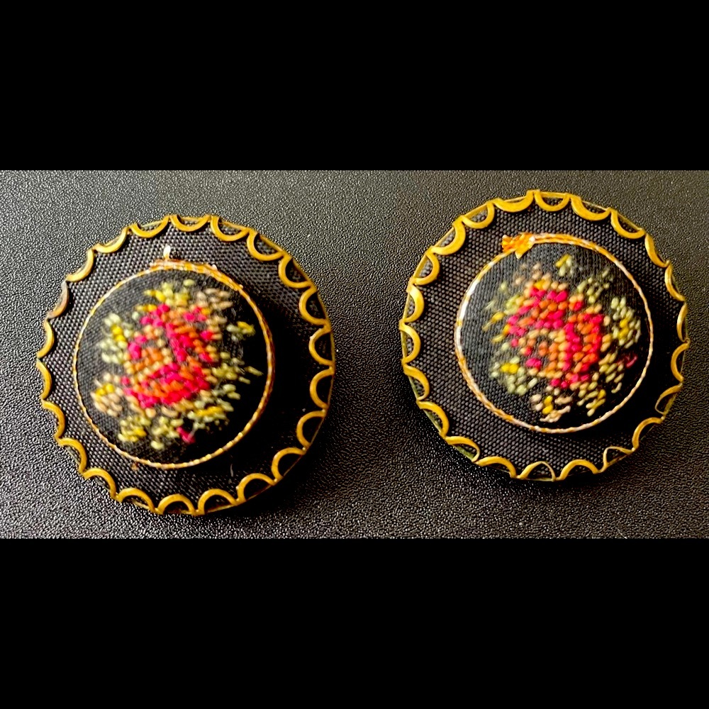 Vintage needlepoint earrings / Clip on / Cottage core